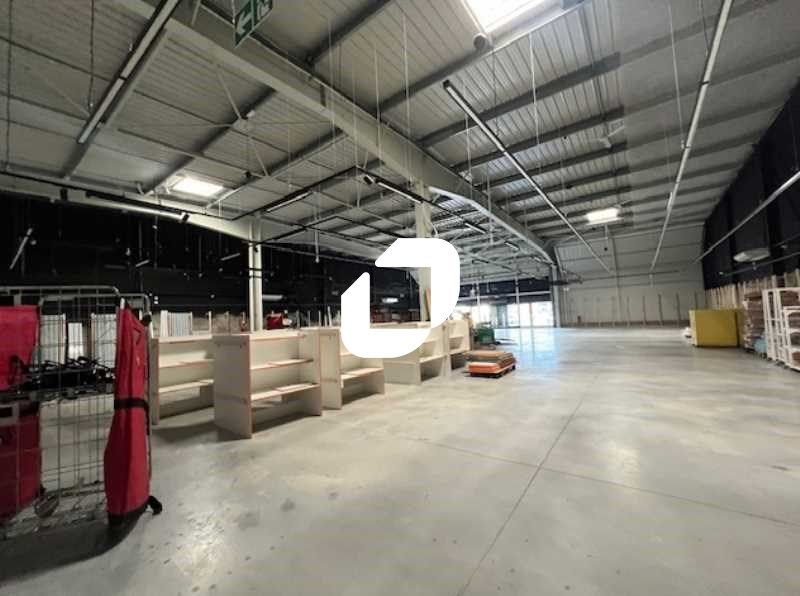 Immprove vous propose une surface commerciale de 