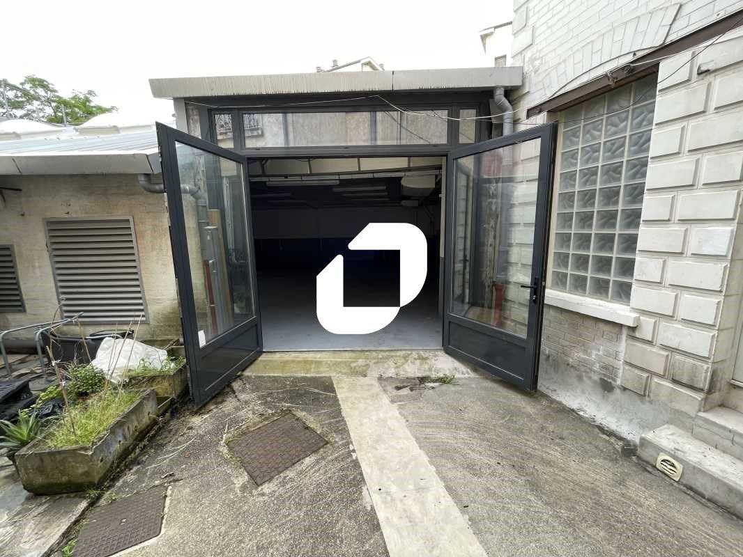 Situé dans la dynamique ville de Saint-Maur-des-F