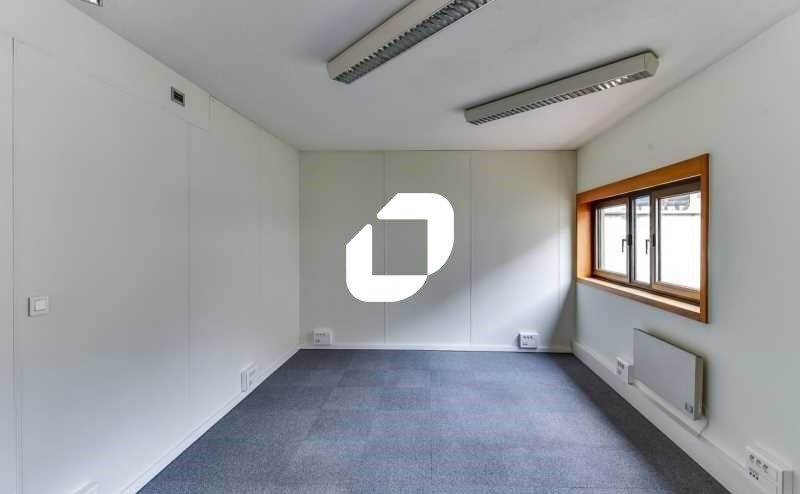 Au pied de la Porte d'Italie, à proximité immédia