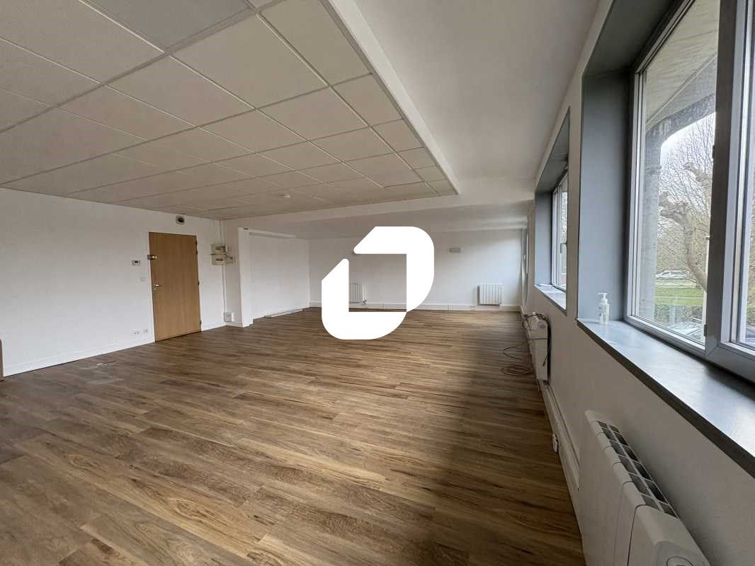 Au sein du parc tertiaire « LES PORTES DE VOISINS