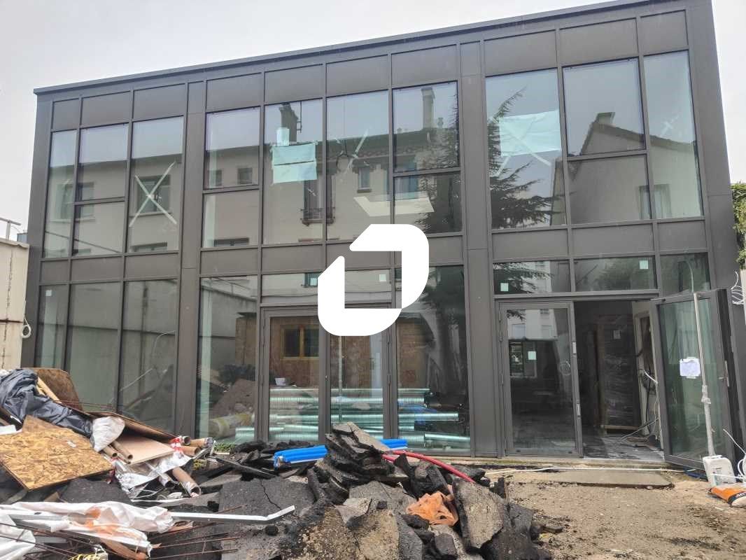 Immprove vous propose un bâtiment indépendant à u