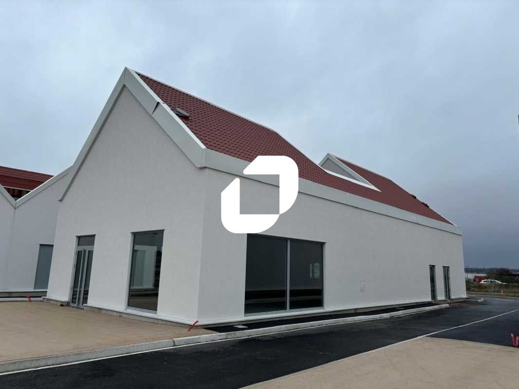 IMMPROVE vous propose, sur un emplacement premium