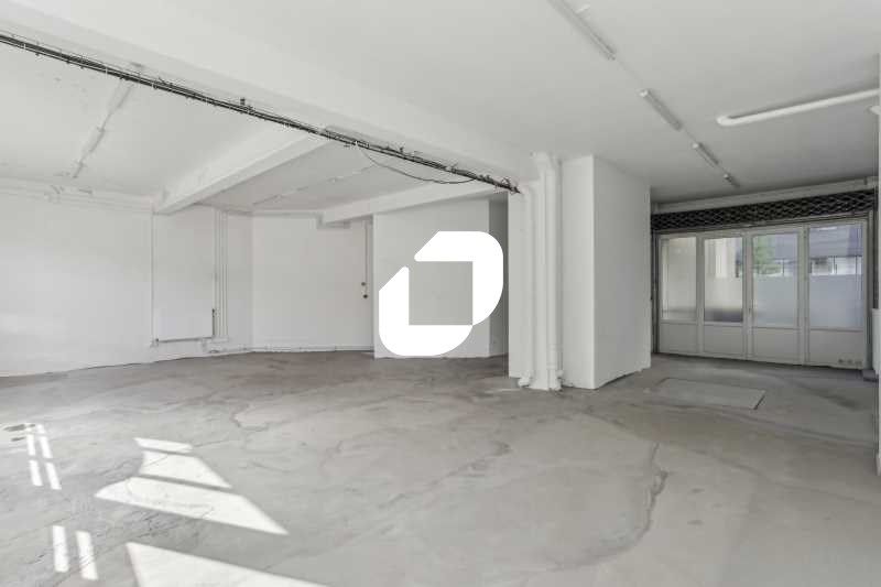 Aux portes de Paris, à 2 pas du T2, des commerces