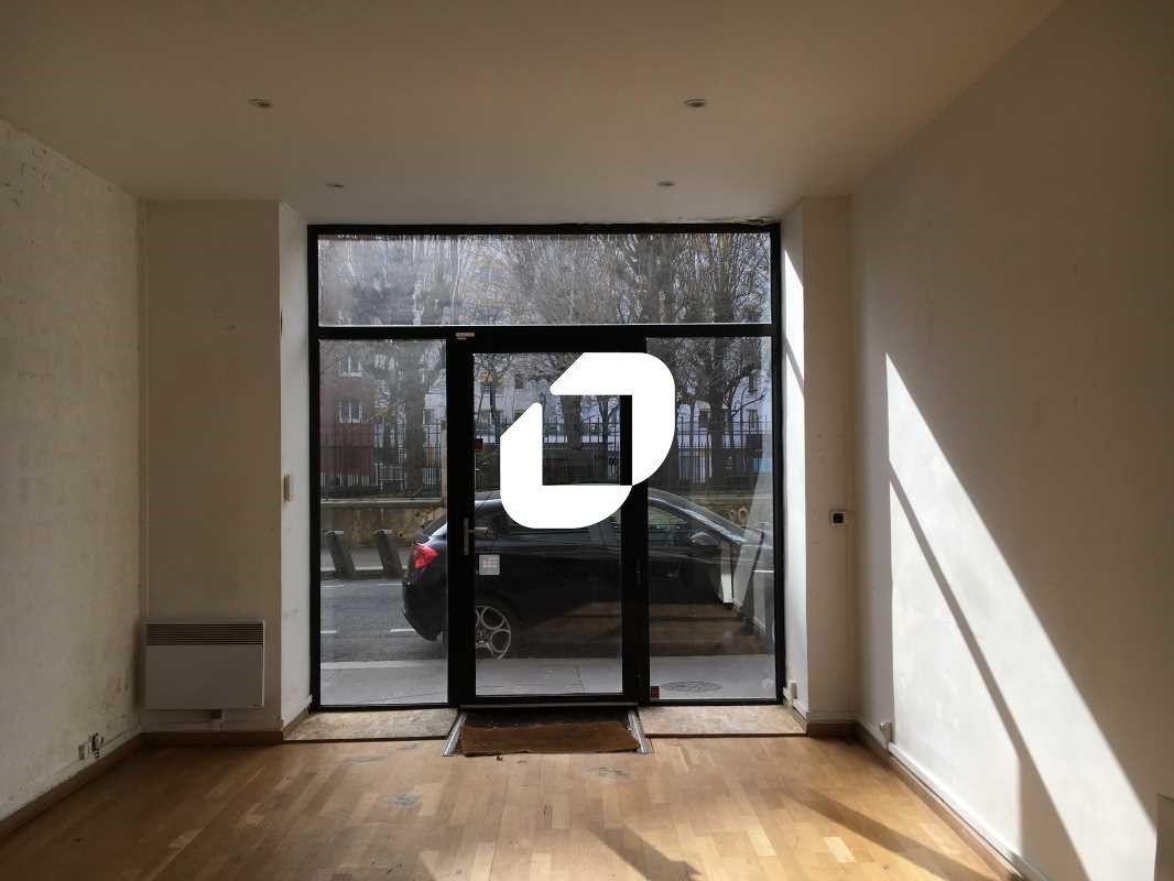 Au sein d'un immeuble Haussmannien de bon standin