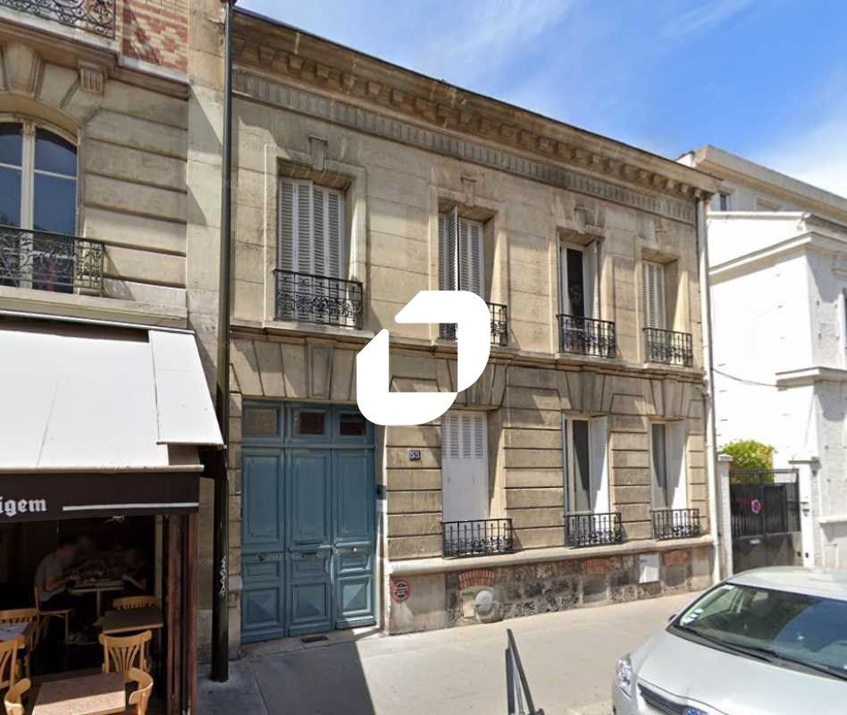 Bureaux atypiques situés dans la partie nord de B