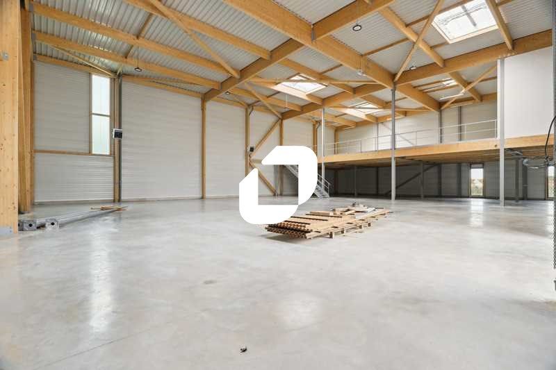 A Chanteloup en brie, à proximité du Clos du Chên