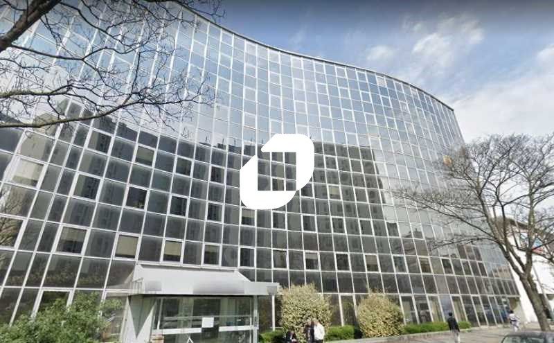 Dans un immeuble climatisé à proximité du métro 7