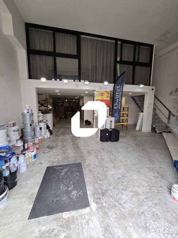 Idéalement situé aux portes de Paris, IMMPROVE vo