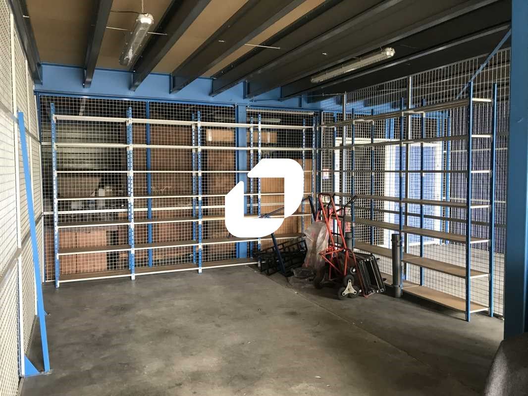 En plein coeur du parc d'activité du vert galant,