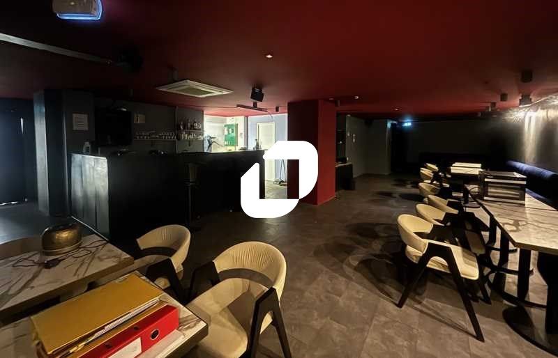 Immprove vous propose en exclusivité 211 m² de lo