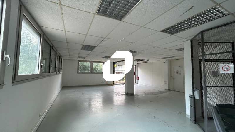 Venez découvrir une opportunité rare à Epinay-sur