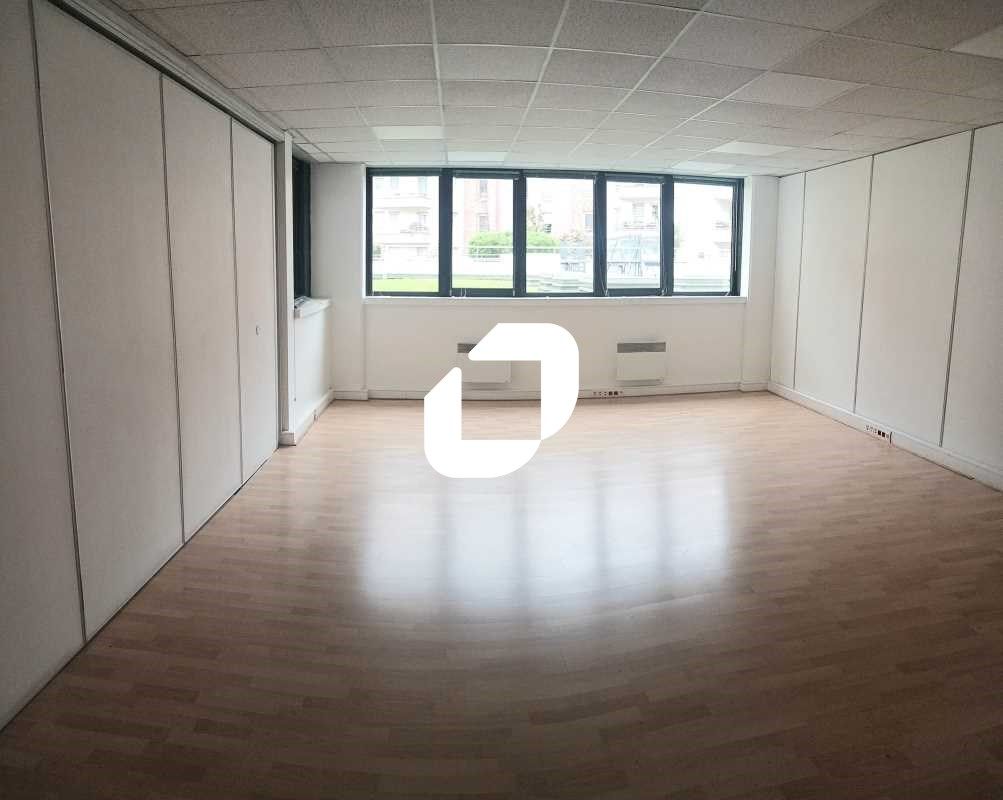 IMMPROVE vous propose un plateau de bureaux de 17
