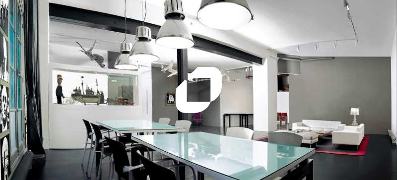 Idéalement situé à deux pas du métro ligne 9 (Cro