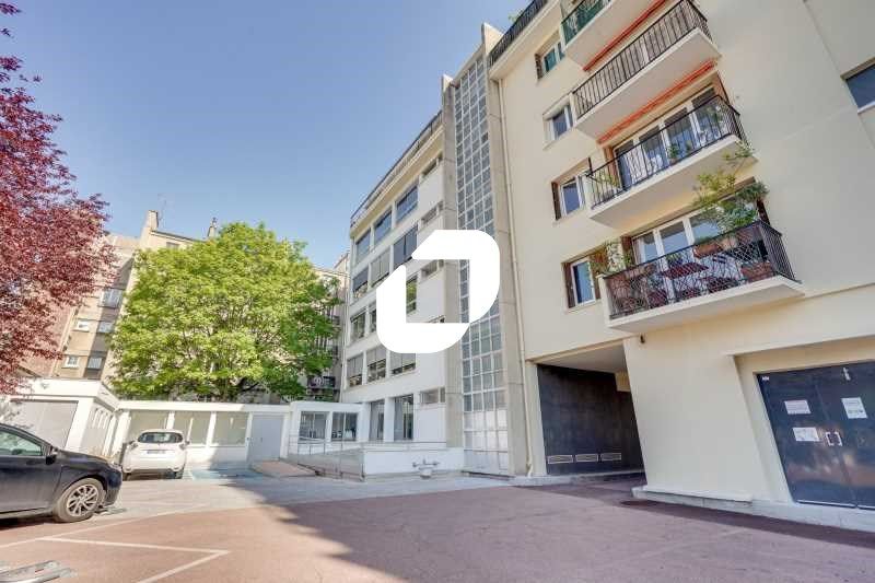 Bureaux au dernier étage avec terrasse ! Immprove