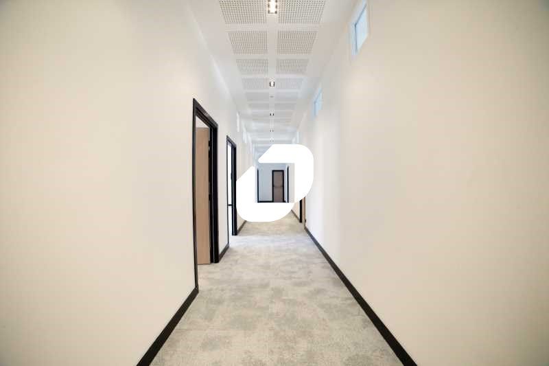 Immprove, vous propose un plateau de bureaux cloi