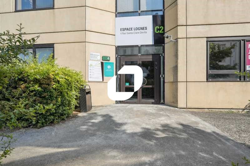 Au centre ville de Lognes, à proximité immédiate 