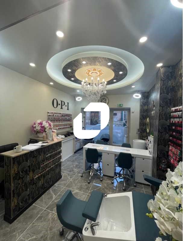 IMMPROVE vous propose en cession de bail, à deux 