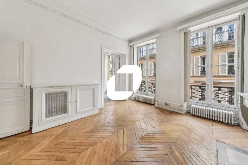 Dans un immeuble ancien, IMMPROVE propose à la lo