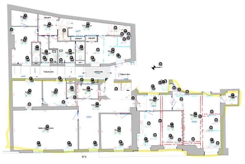 Vente bureaux 243 m² non divisibles