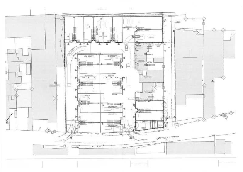 Location entrepots 825 m² divisibles à partir de 198 m²