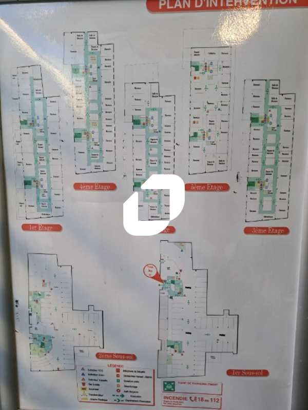 Vente bureaux 4715 m² divisibles à partir de 742 m²