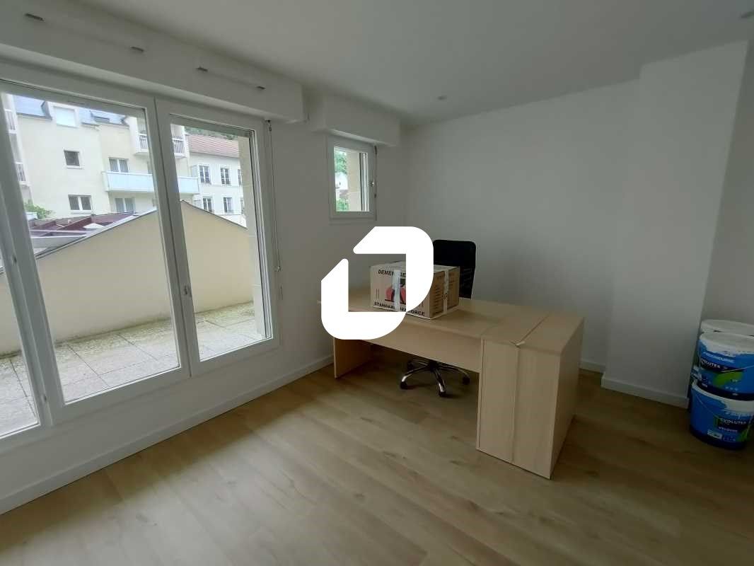 IMMPROVE vous propose à la location 2 bureaux pri