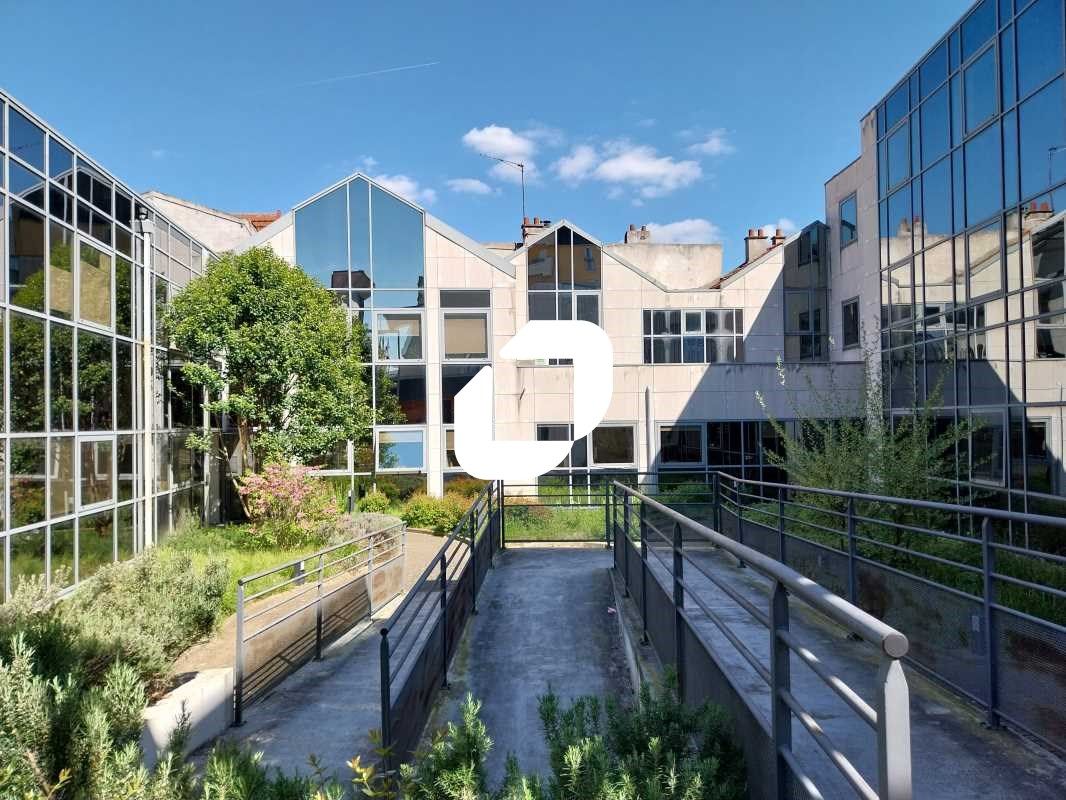 Situés au coeur d'Alfortville, à proximité des co