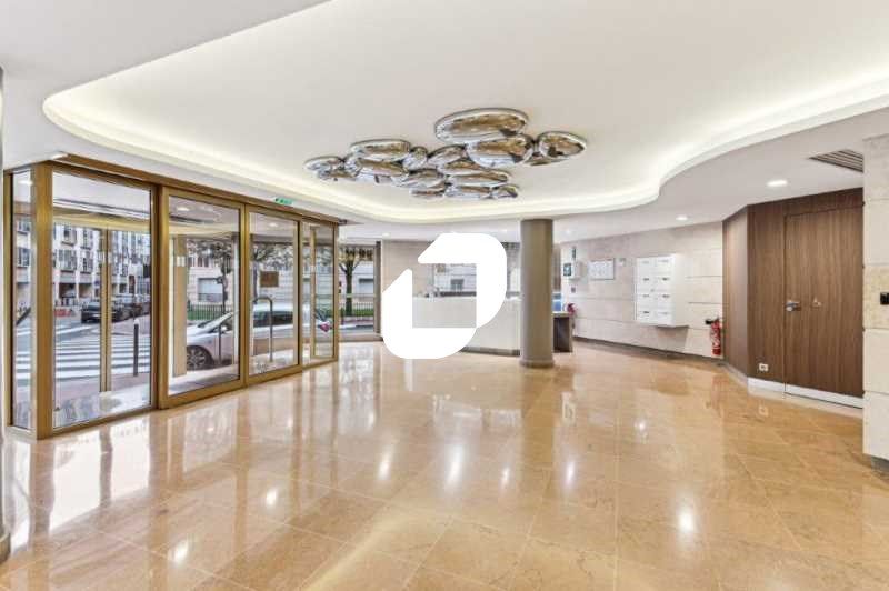 Découvrez ce bureaux d'exception à vendre, Le pla