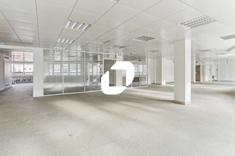 Au sein d'un immeuble tertiaire de bon standing d