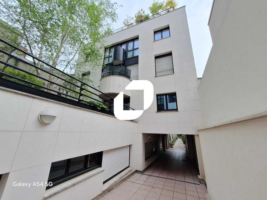 Vos bureaux avec une terrasse privative ? C'est p