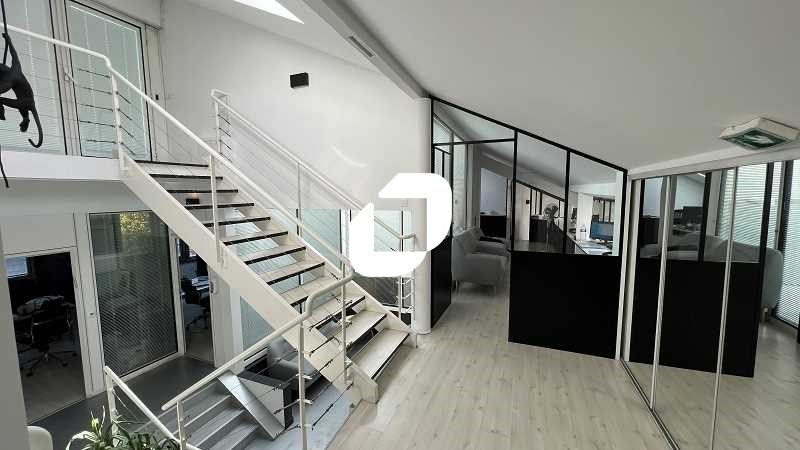 Immprove vous propose une surface de bureaux atyp