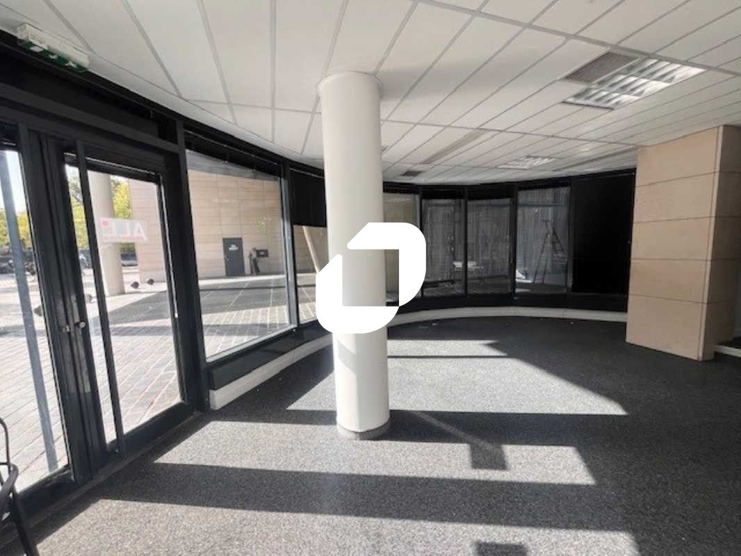 Immprove propose à la location un bureau entièrem