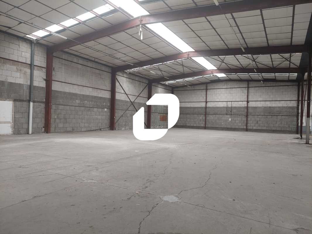 Dans la zone des Ebisoires à Plaisir, IMMPROVE vo