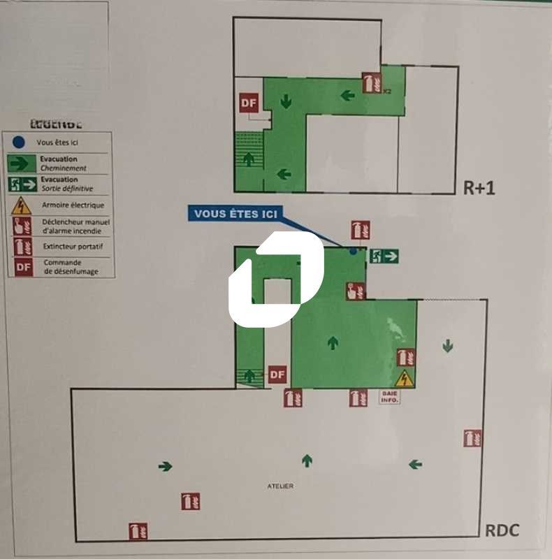 Vente entrepots 990 m² divisibles à partir de 302 m²