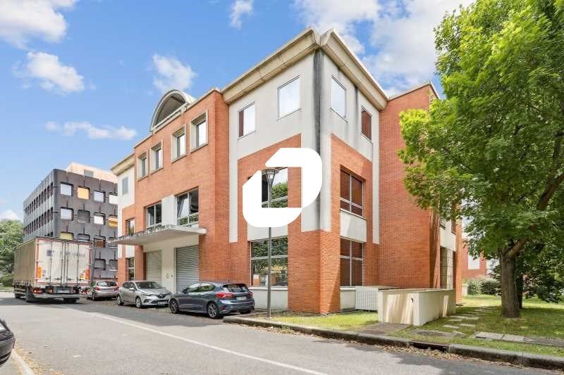 IMMPROVE vous propose des bureaux et une surface