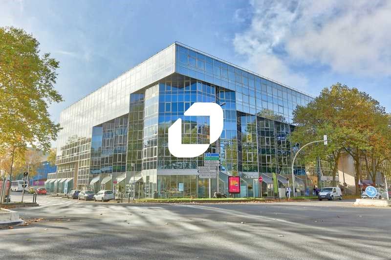 Idéalement situés à proximité immédiate du tribun