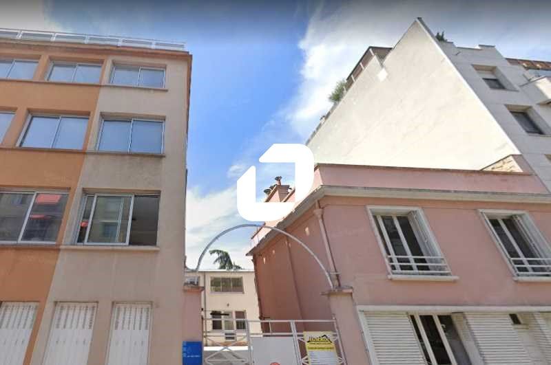 Enfin des bureaux charmants ! Idéalement situés, 