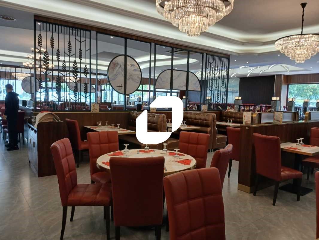 Dans une ZAC dynamique de l'Essonne, à proximité 