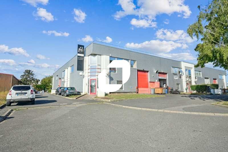 Situé au coeur de la dynamique zone d'activité de