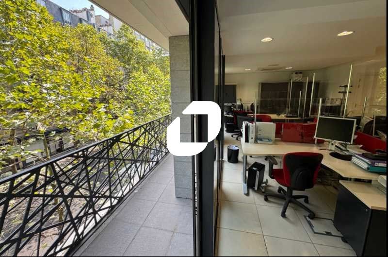 IMMPROVE vous propose 150 m² de bureaux modernes 