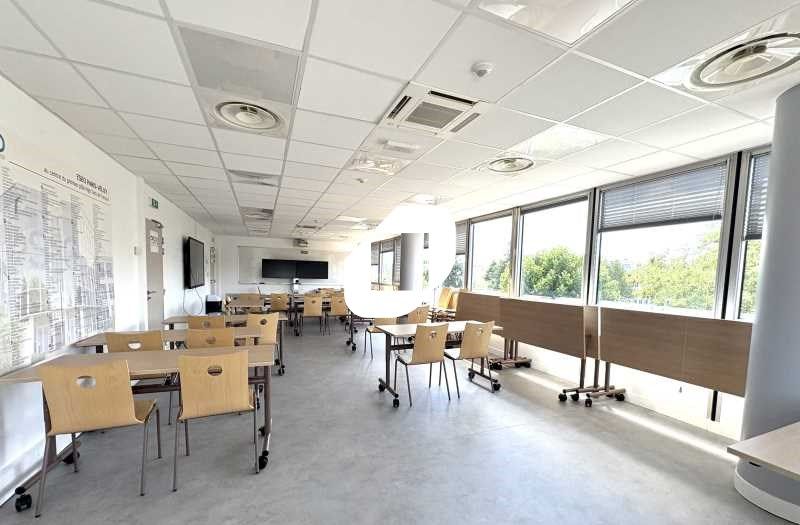 VELIZY ESPACE - Immprove vous propose à la locati