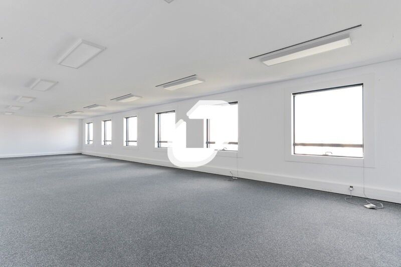 Idéalement située à proximité immédiate de l'auto