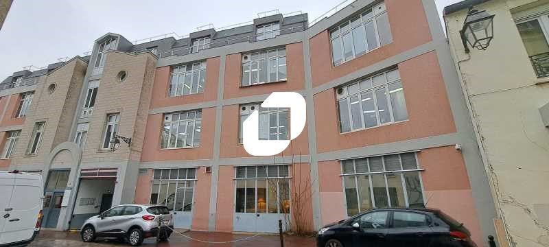 IMMPROVE vous propose des locaux de 95m² au deuxi