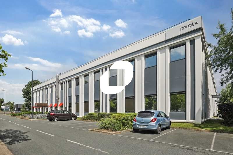 Idéalement situé au coeur de la zone d'activité d