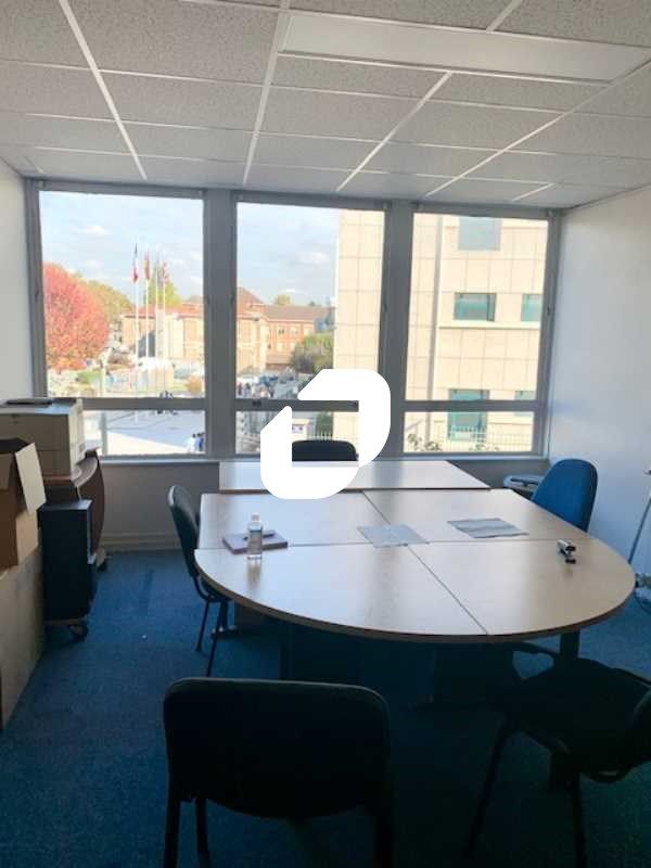 À la recherche de bureaux à louer à Sèvres ? Ne c