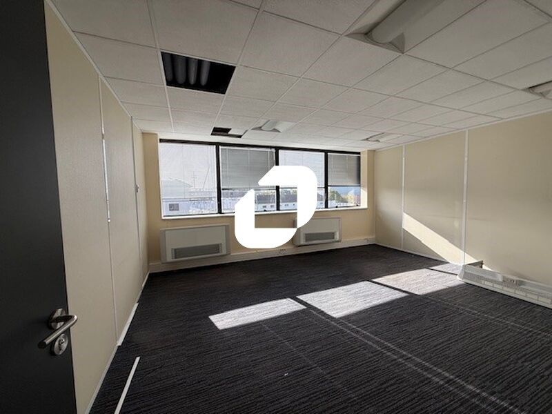 En plein quartier de Cergy préfecture et au pied 