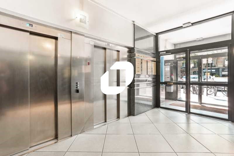 Au pied du métro ! Immprove vous propose des bure