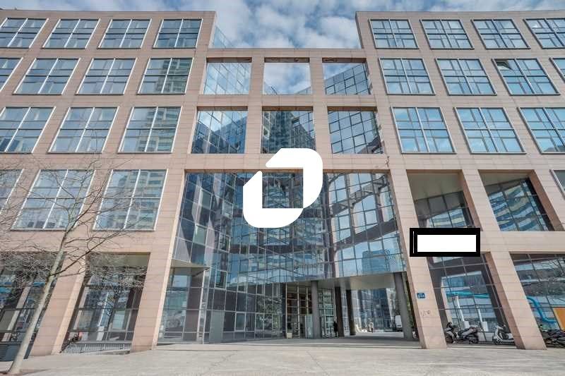 Au sein d'un immeuble non IGH situé à 5 minutes d