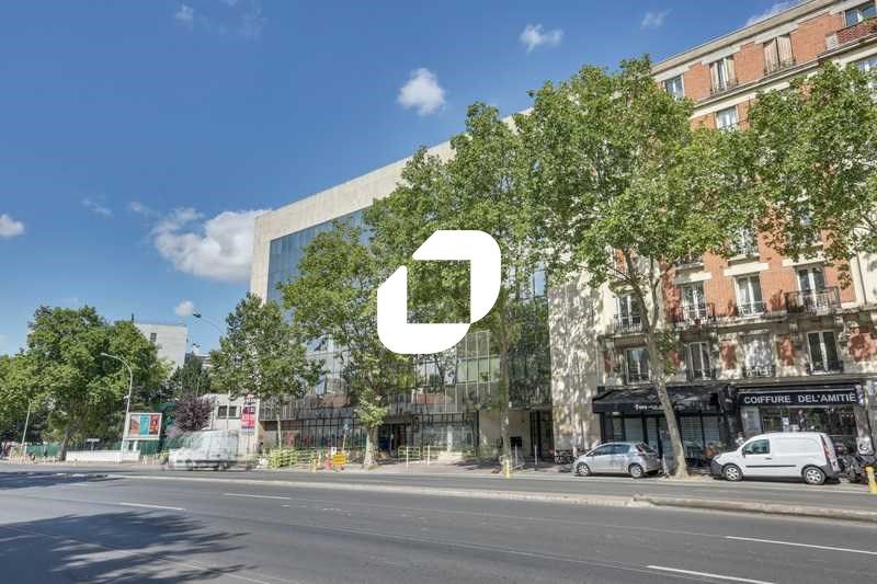 IMMPROVE  vous propose dans un immeuble de standi