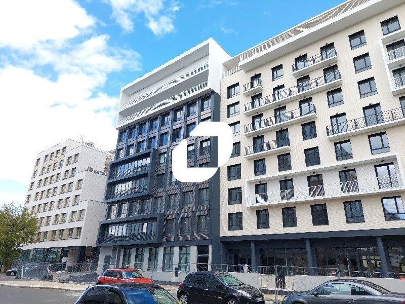 Au coeur d'un pôle tertiaire dynamique et du quar